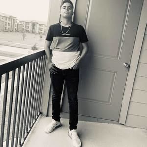 Meet your Posher, Adolfo